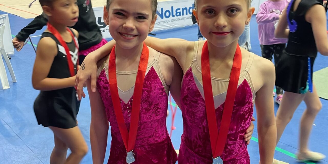 Antjie Samuel en Nina Burger presteer in Gimnastiek